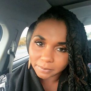 Meet your Posher, Talina